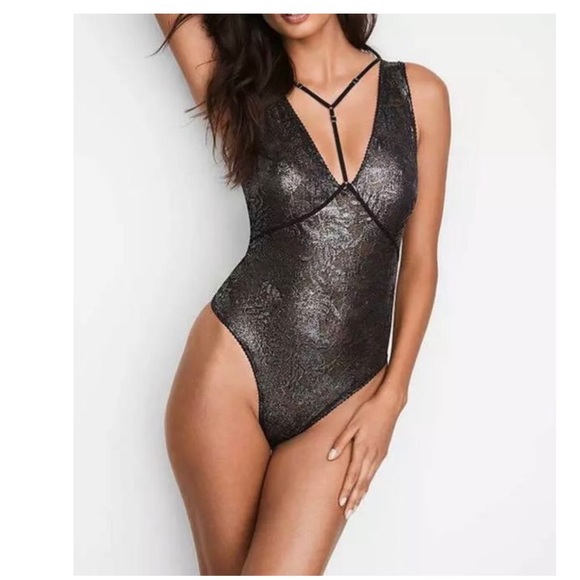very bodysuit